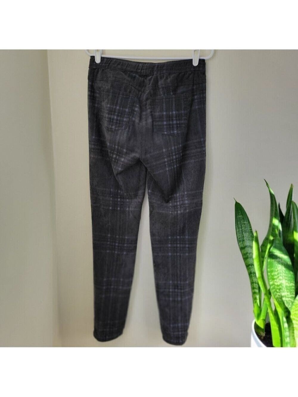 Charlie B Velour Pull On Drawstring Straight Leg Pants Gray Plaid Women's Size S - Picture 2 of 10